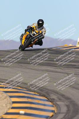 media/Feb-03-2024-SoCal Trackdays (Sat) [[767c60a41c]]/1-Turns 9 and 10 (940am)/